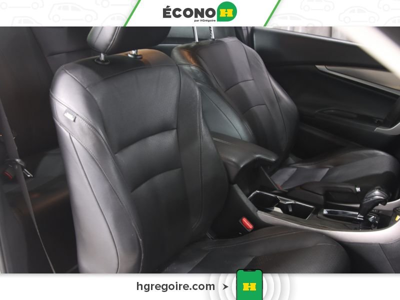 Honda Accord 729588 | TOURING COUPE CUIR TOIT MAGS BLUETOOTH 2016 Blanc Laval - photo #21