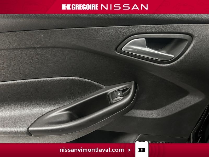 2018 Ford Focus Black Laval - photo #16