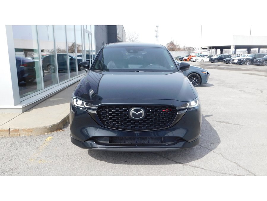 2022 Mazda CX-5 2022 Black