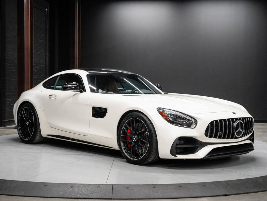 2019 Mercedes-Benz AMG GT C 2019 White