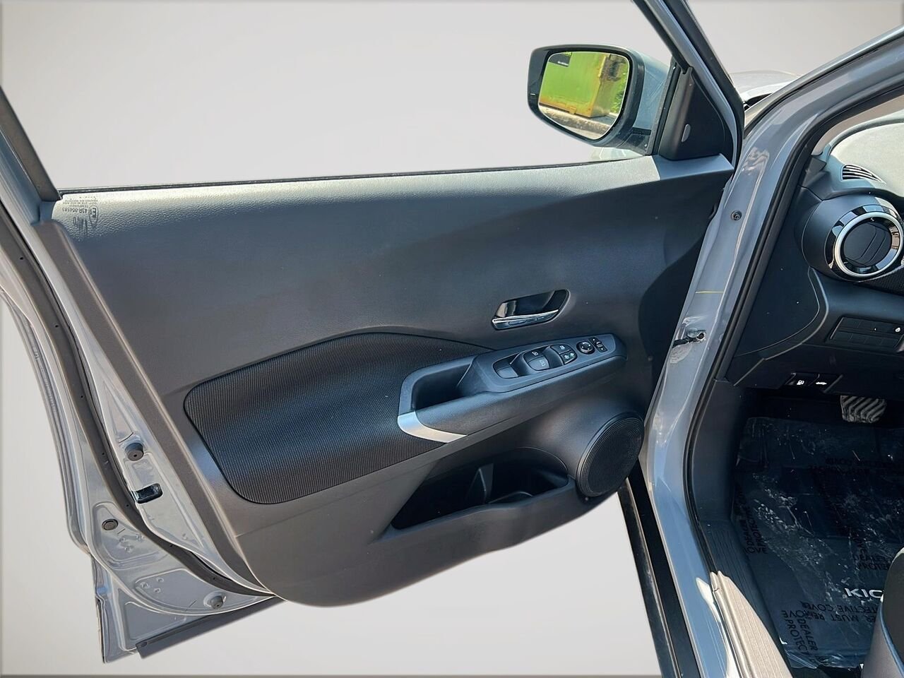 Nissan Kicks SV TA 2024 Gris Québec - photo #10