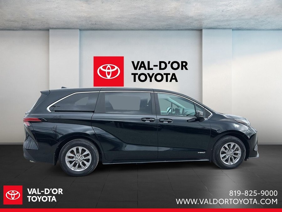 Toyota Sienna LE TI 8 places 2021 2021 Noir