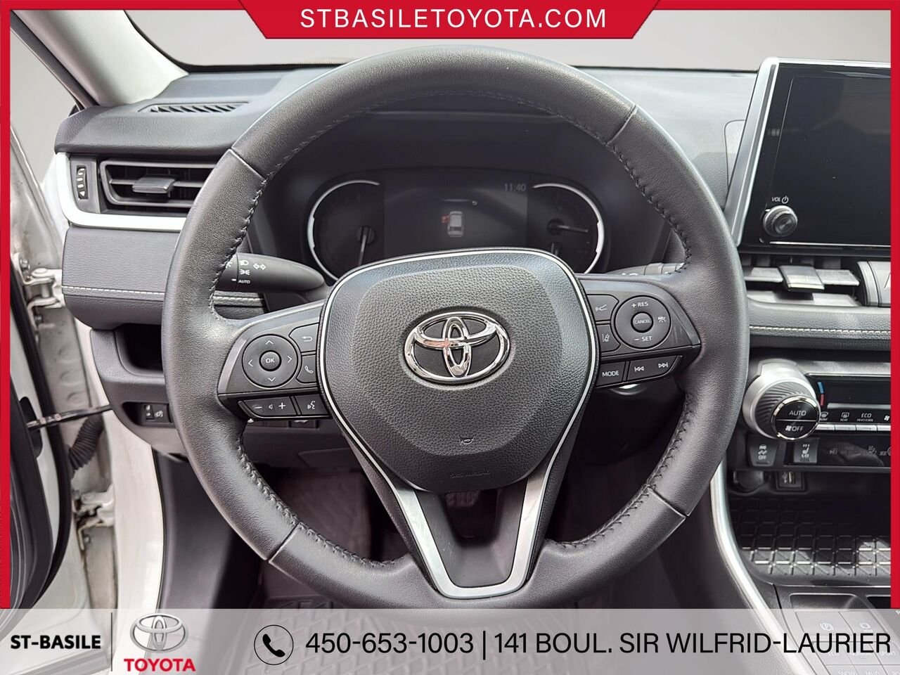 2023 Toyota RAV4 White Saint-Basile-le-Grand - photo #14