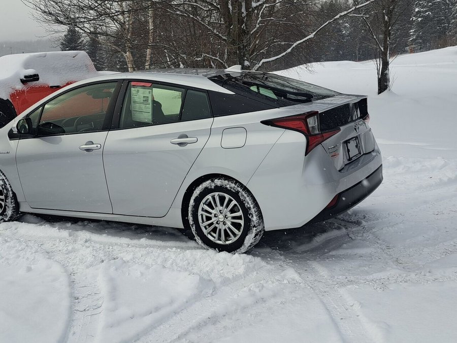 Toyota Prius 2021 2021 Argent classique métallisé