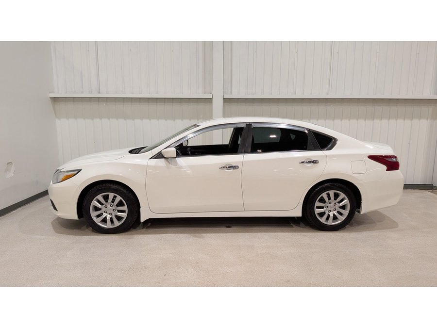 2018 Nissan Altima 2018 White