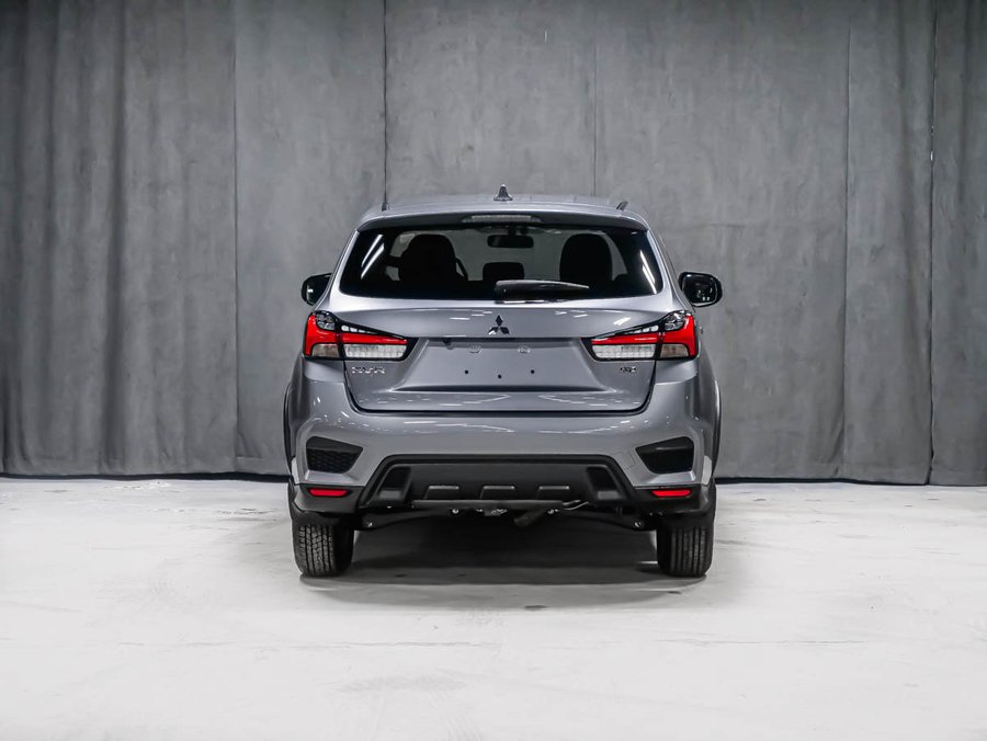 2026 Mitsubishi RVR SE Titanium Grey