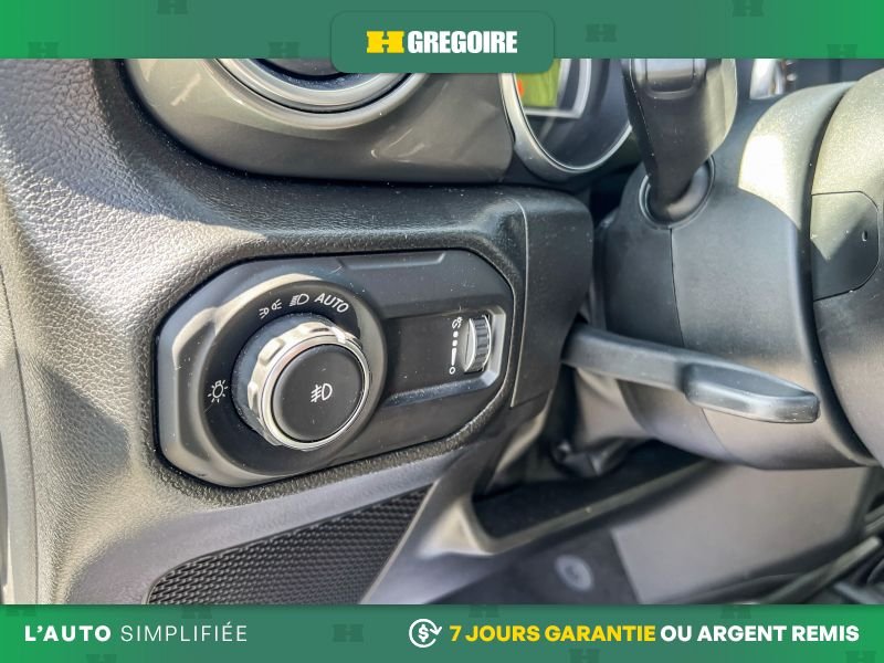 2023 Jeep Wrangler White Laval - photo #16