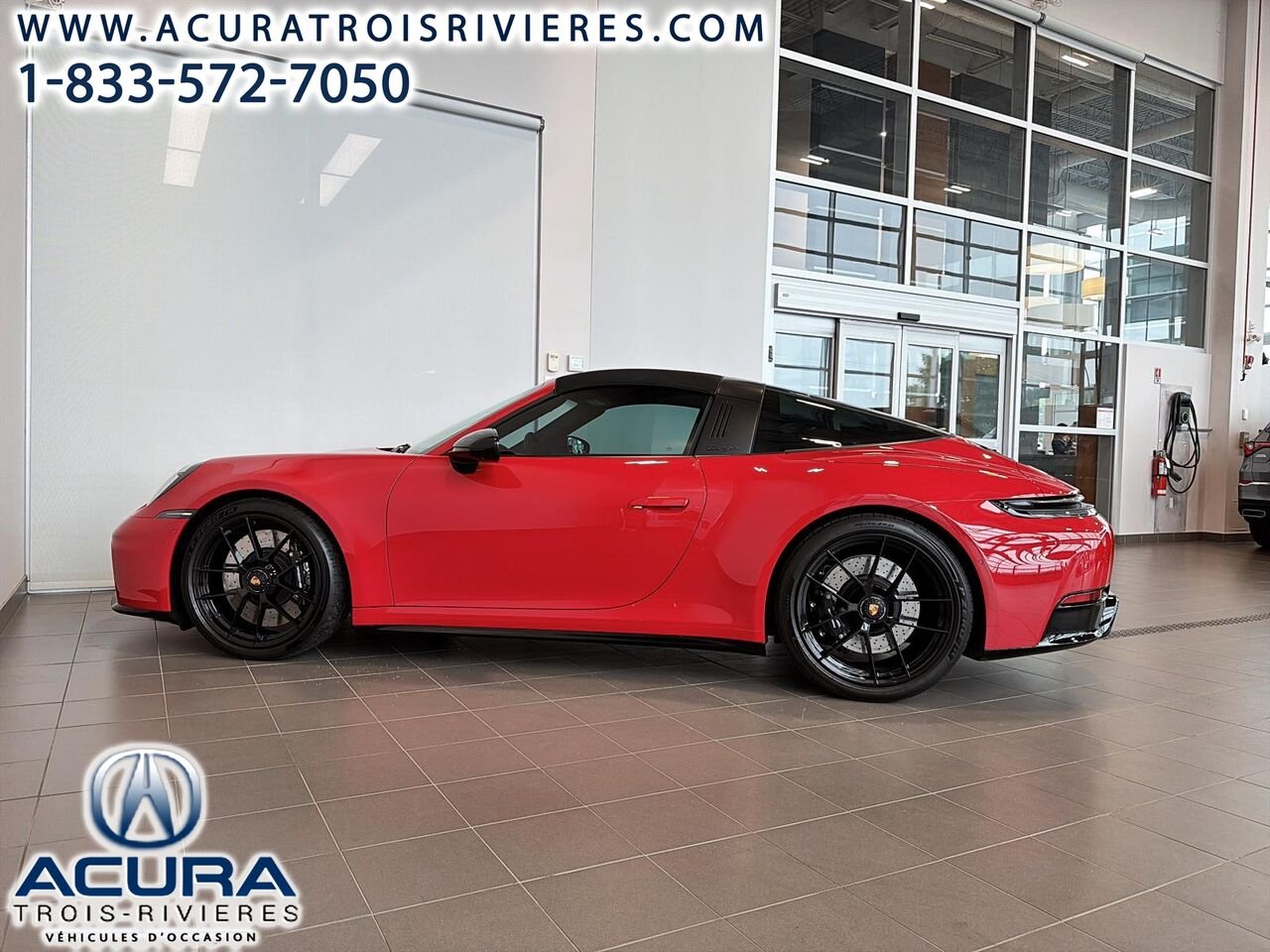 2026 Porsche 911 TARGA 4 GTS T-HYBRID Red Trois-Rivières - photo #12