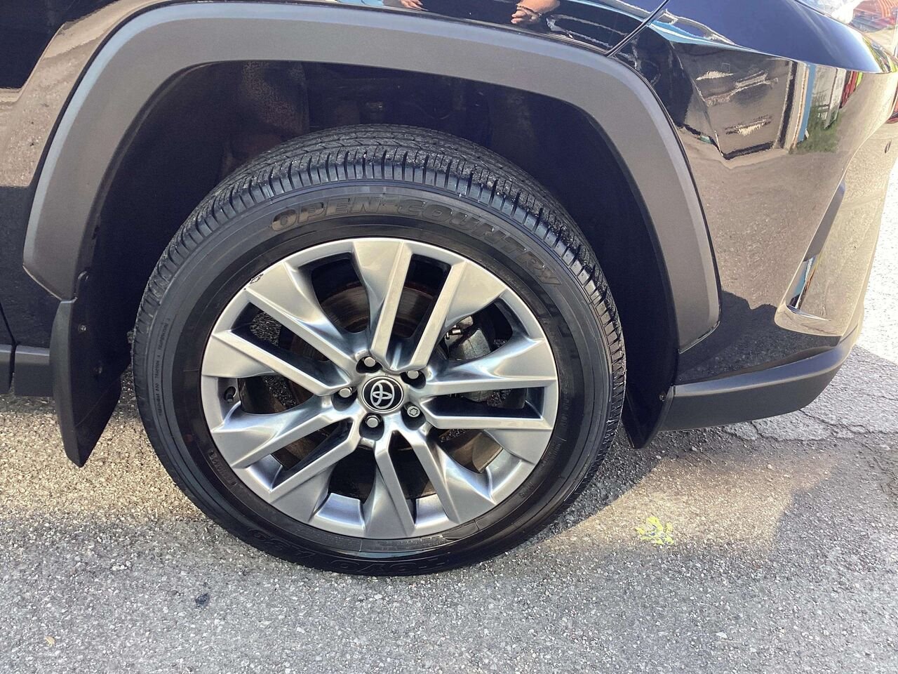 2023 TOYOTA RAV4 LIMITED AWD Black Gatineau - photo #8