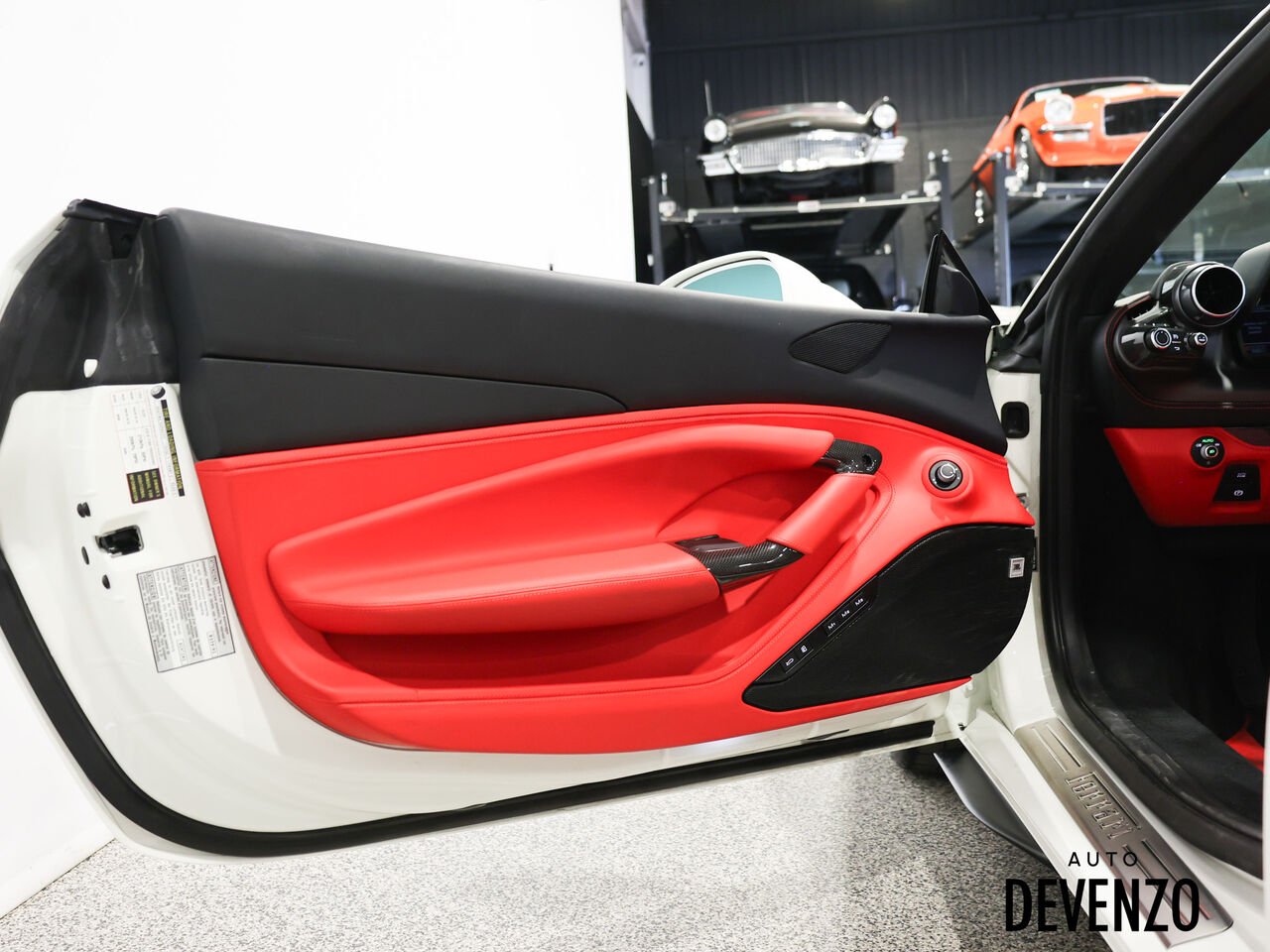 Ferrari F8 Spider 2023 Blanc Saint-Eustache - photo #8
