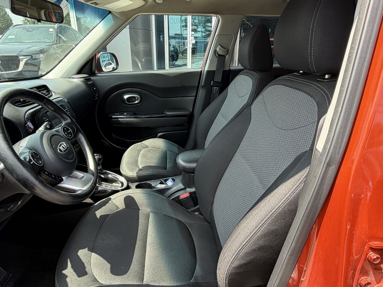 2019 Kia Soul Orange Ste-Marie - photo #8