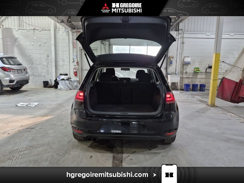 Volkswagen Golf MA4385 | Trendline * Mags * Caméra * Siege Chauffant 2017 Noir Laval - photo #27