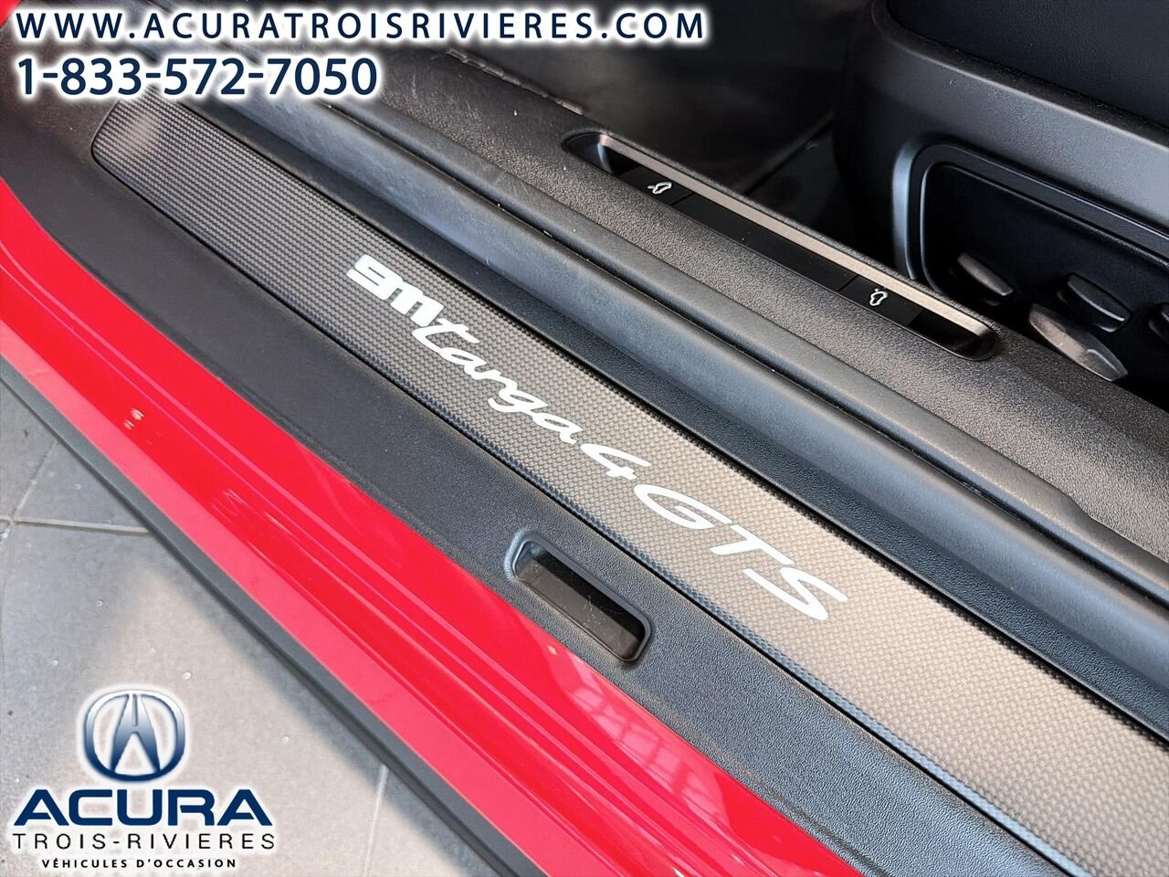 2026 Porsche 911 TARGA 4 GTS T-HYBRID Red Trois-Rivières - photo #27