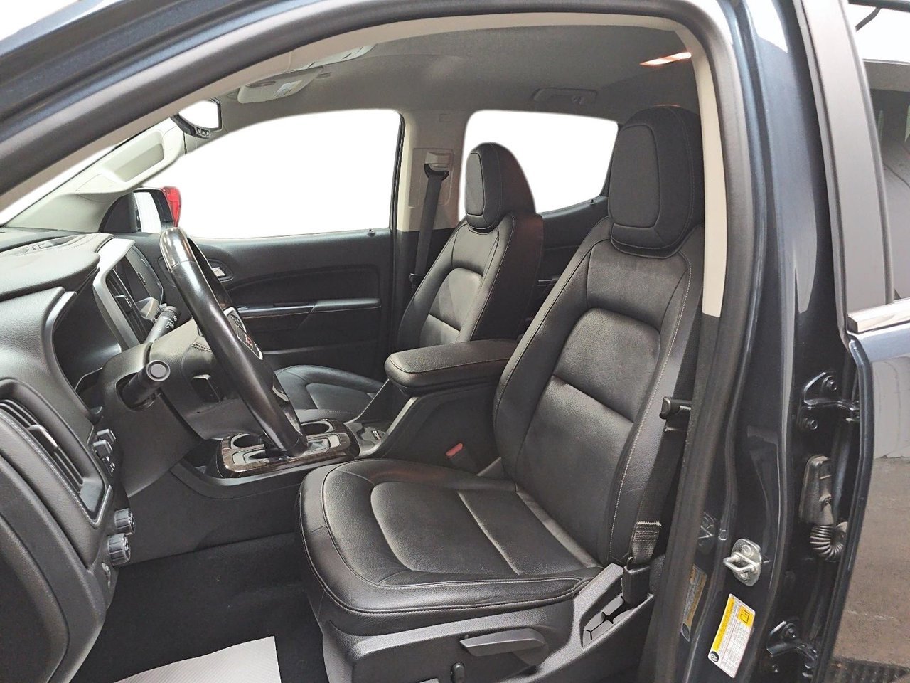 GMC Canyon NIV 1GTG6DEN0K1212161 2019 Noir Chicoutimi - photo #8