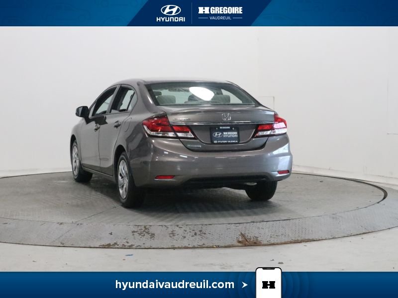 Honda Civic YA888 | LX 4 portes, boîte automatique 2013 Gris Laval - photo #7