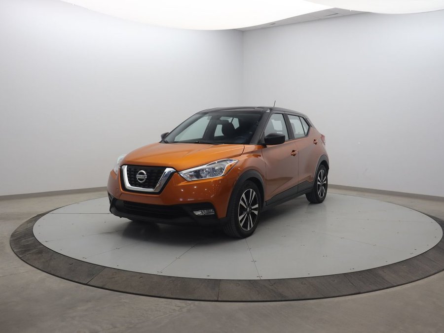 2018 Nissan Kicks 2018 Orange