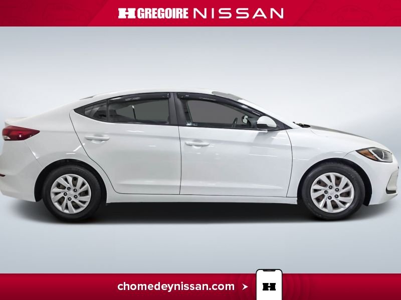 2017 Hyundai Elantra White Saint-Eustache - photo #10