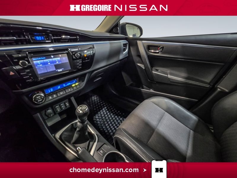 2016 Toyota Corolla White Blainville - photo #20