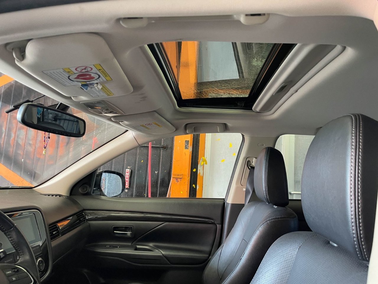 2018 Mitsubishi Outlander ES AWD *TOIT* CUIR SIÈGES CHAUF CAM 360 ALERTES White Saint-Jérôme - photo #2