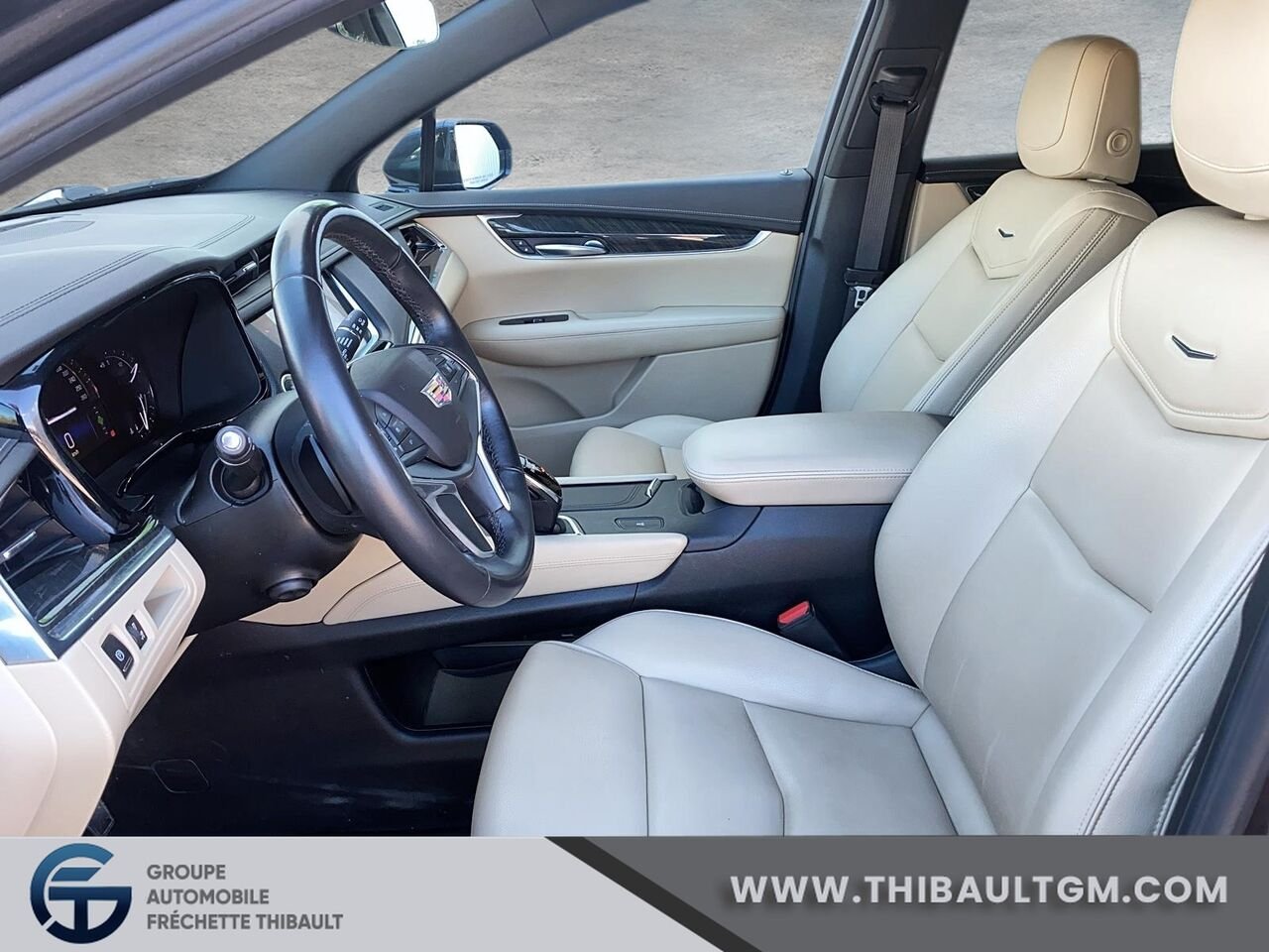CADILLAC XT5 Traction avant, 4 portes 2018 Gris Montmagny - photo #6