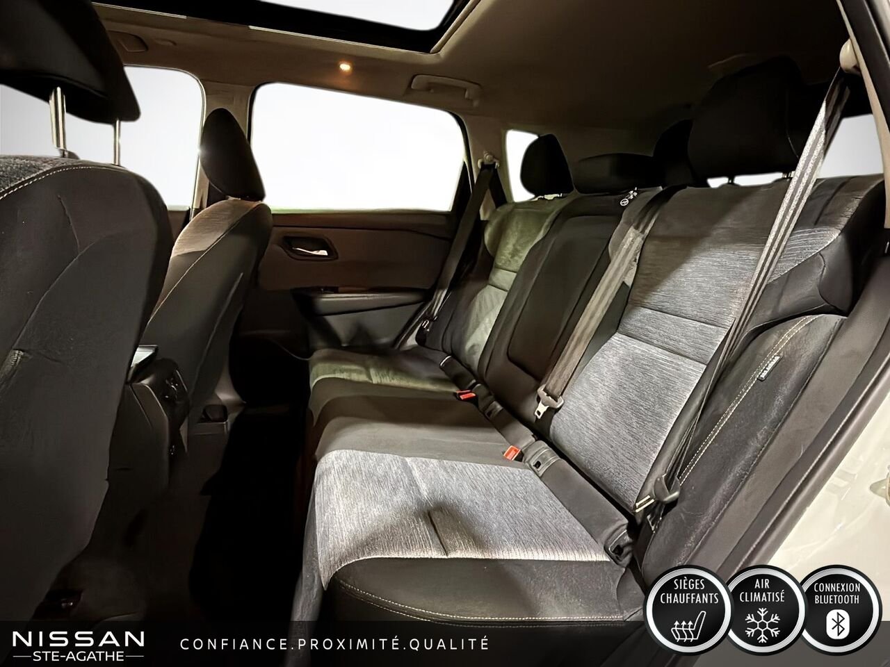 2023 Nissan Rogue SV TI avec ensemble toit ouvrant White Saint-Jérôme - photo #8