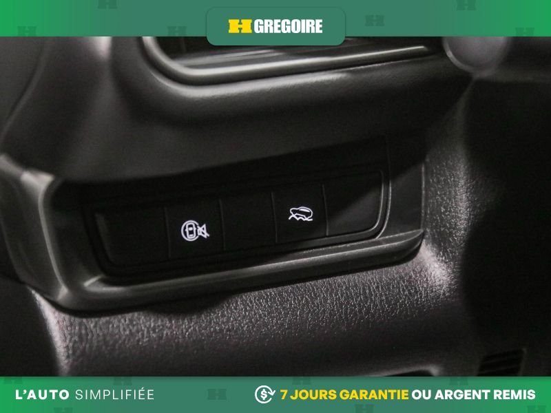 2024 Mazda CX-30 White Laval - photo #15