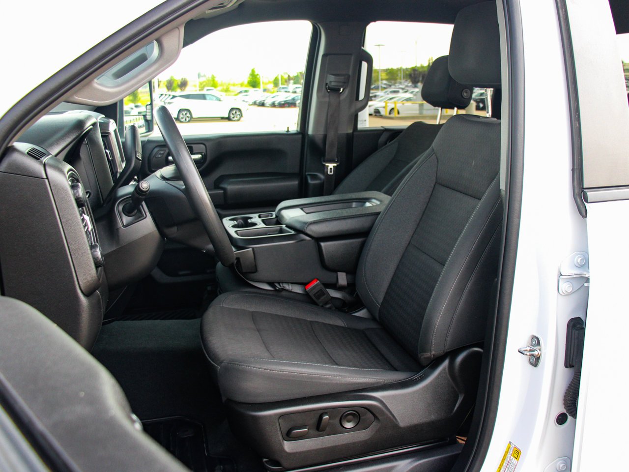 2024 Chevrolet Silverado 2500HD 4WD Crew Cab 159 Custom White Sherwood Park - photo #25