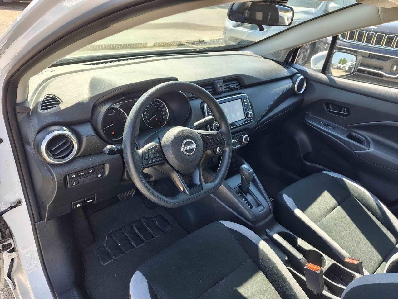 2025 Nissan Versa S CVT White Sherwood Park - photo #6