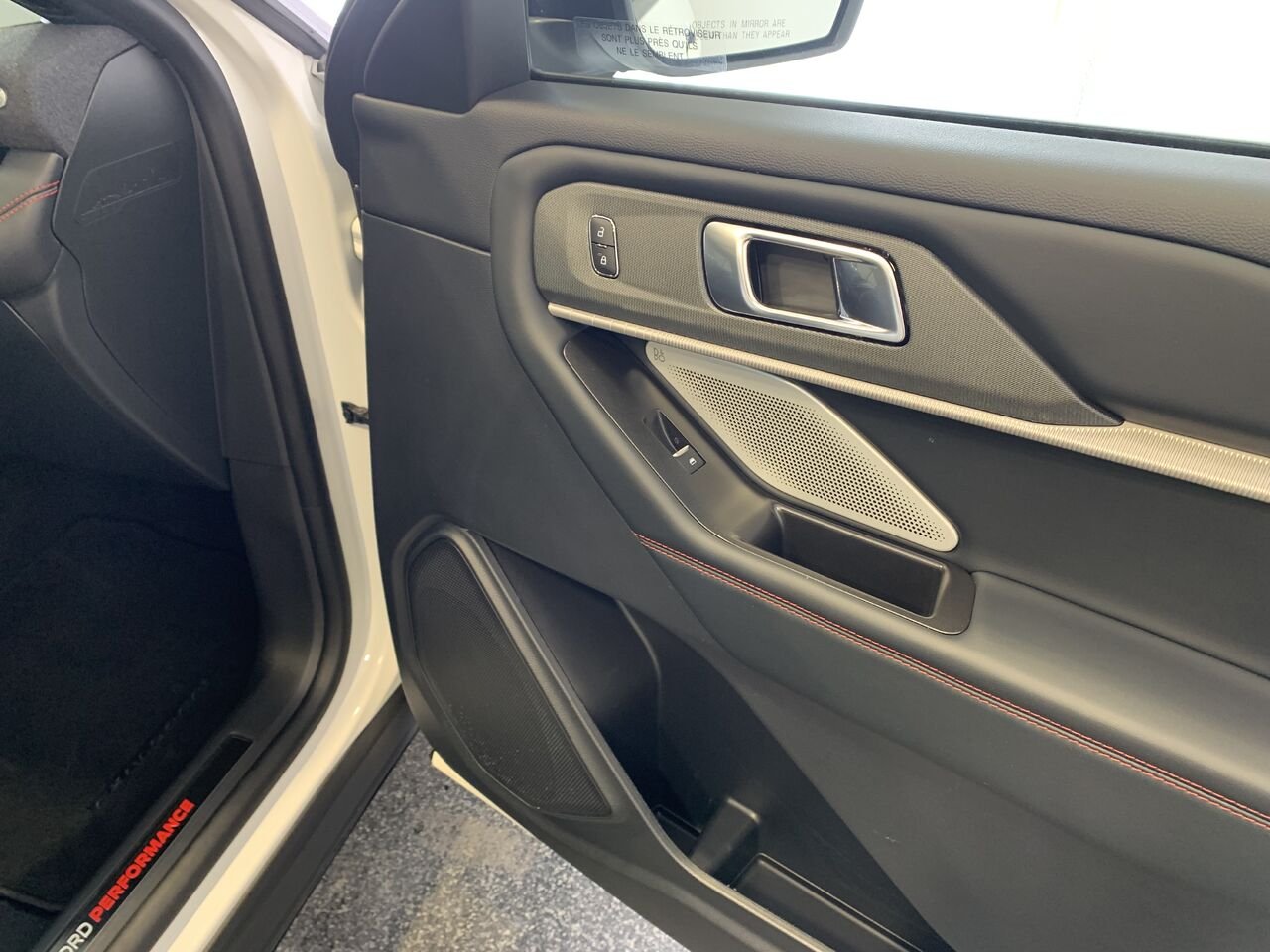 2025 Ford Explorer ST EXPLORER ST 4WD White Châteauguay - photo #22