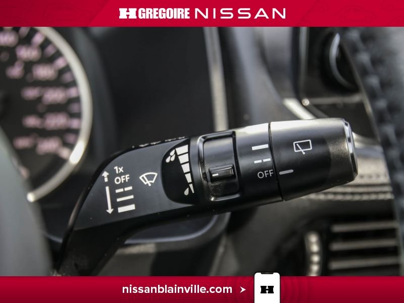 2023 Nissan Rogue Grey Laval - photo #22