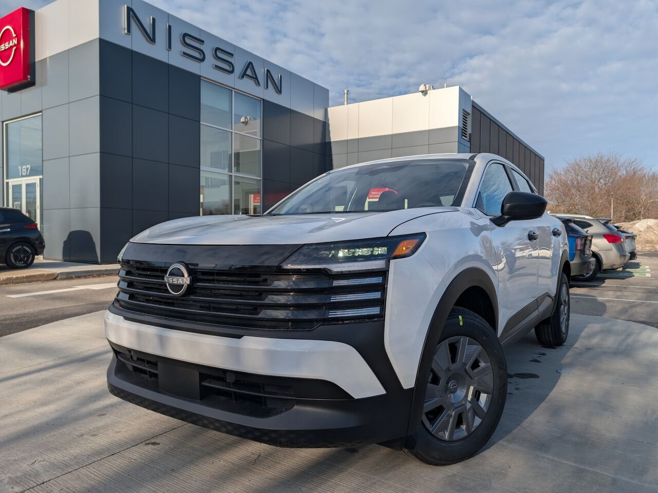 NISSAN Kicks KICKS S 2026 Bleu foncé nacré Châteauguay - photo #0