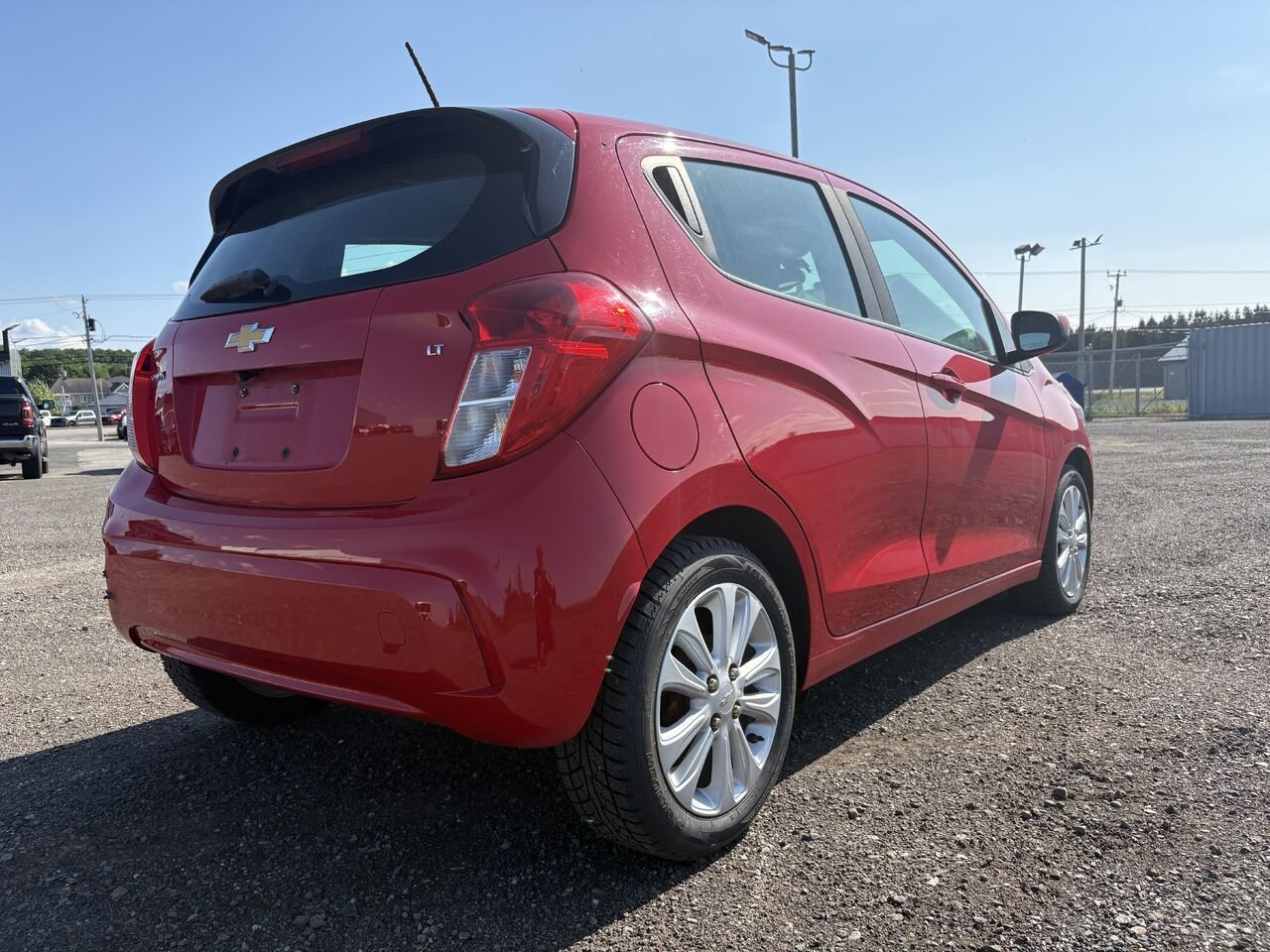 2018 CHEVROLET SPARK LT à hayon 4 portes CVT avec 1LT Red Montmagny - photo #3