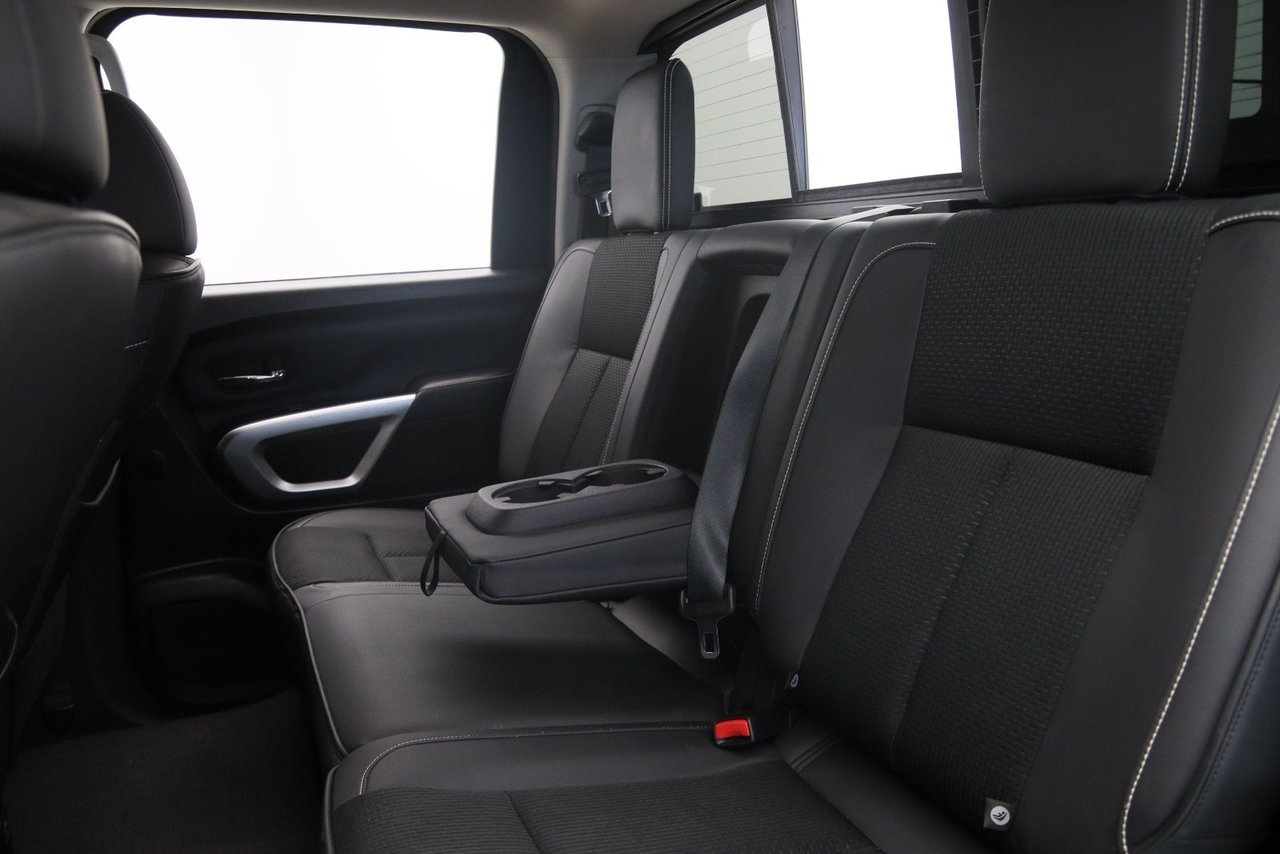 Nissan Titan XD NIV 1N6AA1F40KN521126 2019 Noir Baie-Comeau - photo #7