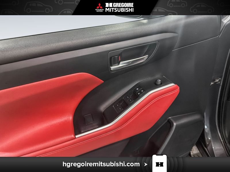 2022 Toyota Highlander Grey Laval - photo #12