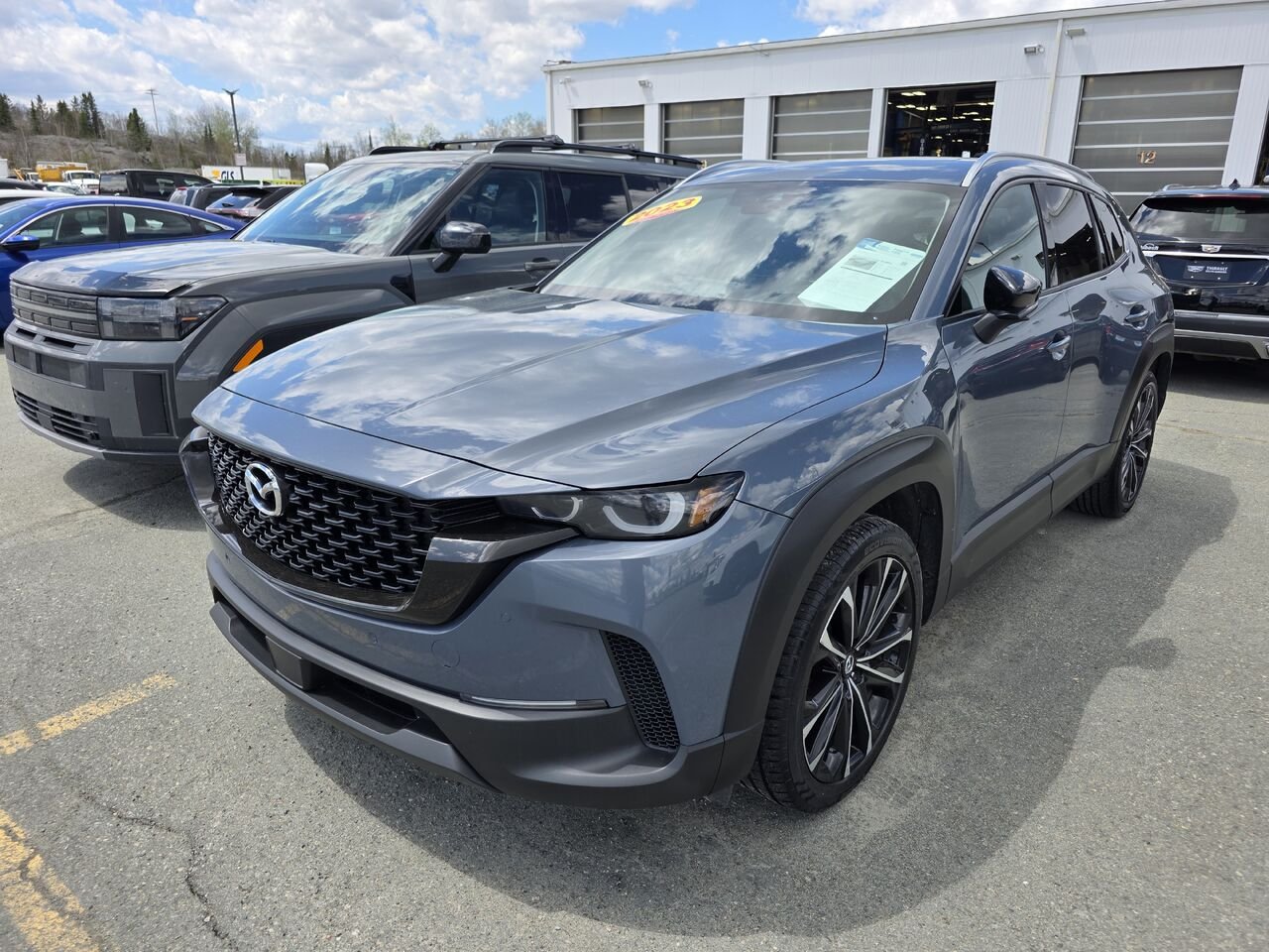 2023 Mazda CX-50 GT Grey Rouyn-Noranda - photo #1
