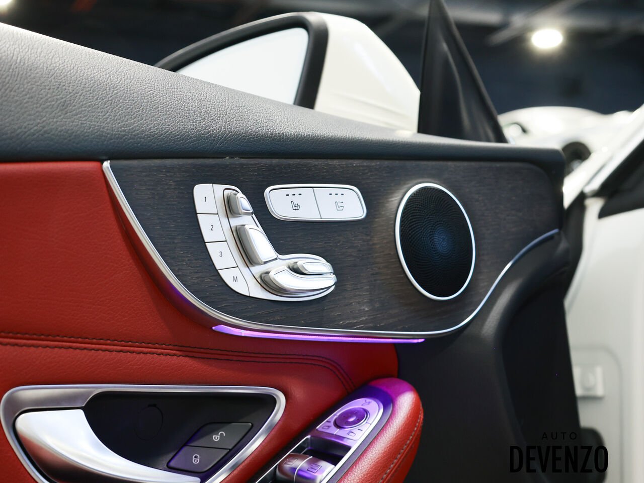 Mercedes-Benz Classe-C 2019 Blanc Saint-Eustache - photo #12