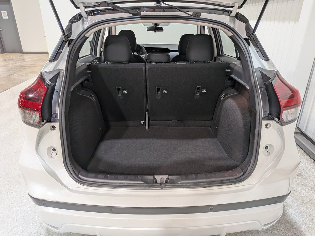 Nissan Kicks SV FWD 2024 Blanc Val-David - photo #8