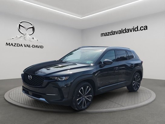Mazda CX-50 GT TI avec moteur turbo, Toit ouvrant panoramique, Apple carplay, Sièges en cuir 2023 Noir