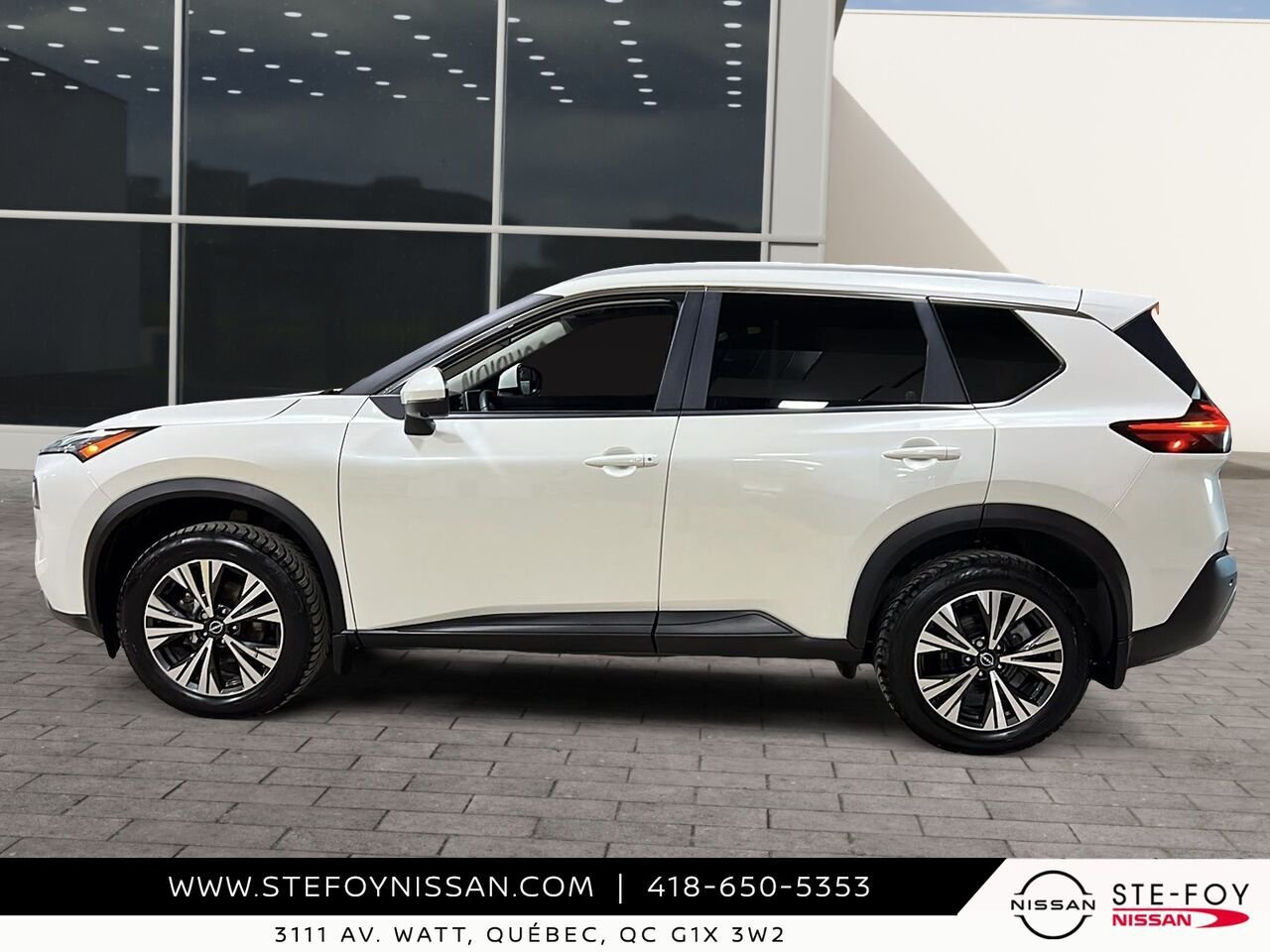 2023 Nissan Rogue White Ste-Foy - photo #4