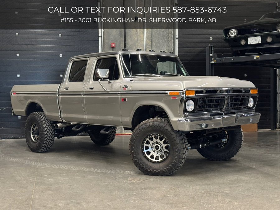 1977 Ford F-250 1977 Silver