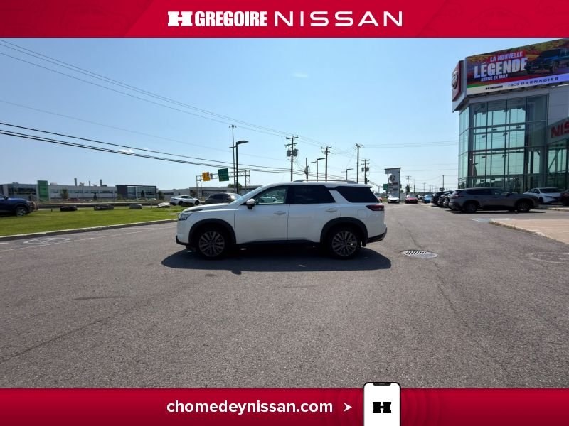 Nissan Pathfinder 2024 Blanc Laval - photo #5