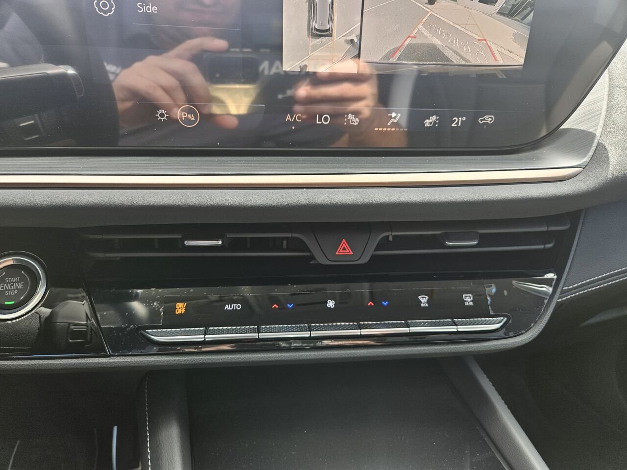 Buick Envision Tourisme sport 4 portes TI 2026 Blanc irisé triple couche Thetford Mines - photo #8