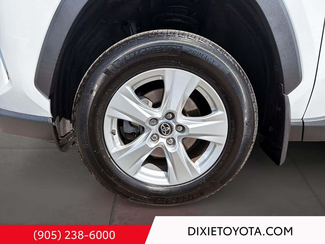 2021 Toyota RAV4 Hybrid XLE AWD / CLEAN CARFAX / HEATED SEATS / MOONROOF / ALLOY WHEELS / CARPLAY AND ANDROID AUTO White Mississauga - photo #6