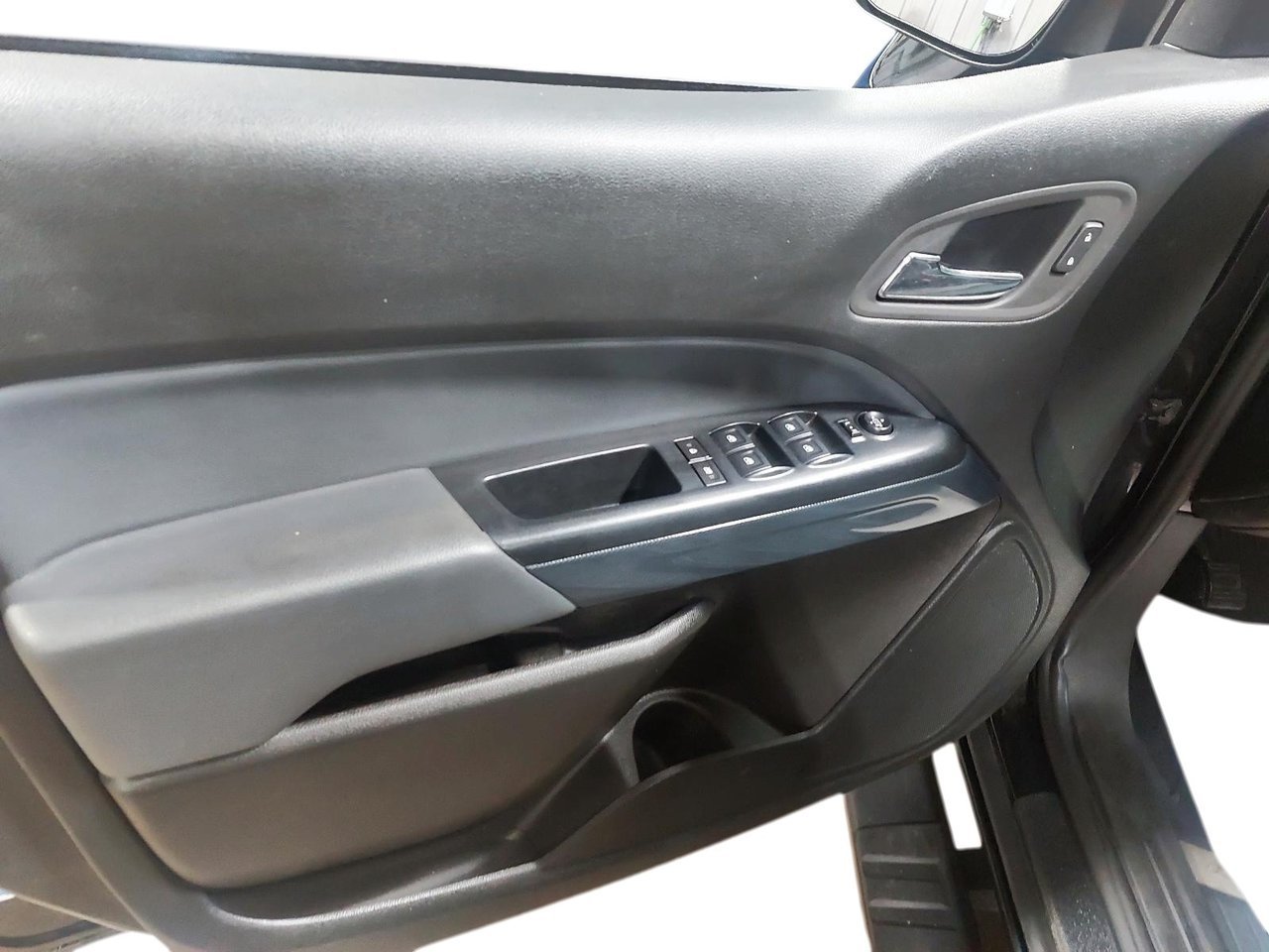 2022 Chevrolet Colorado VIN 1GCGTDEN4N1175502 Chicoutimi - photo #9