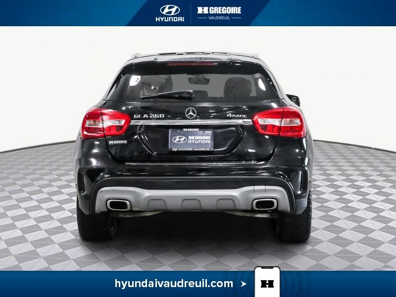 2016 Mercedes Benz GLA Black Saint-Eustache - photo #8