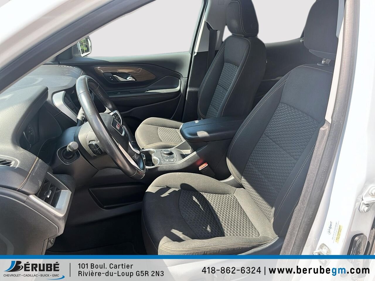 GMC Terrain AWD SLE 2019 Blanc Rivière-du-Loup - photo #7