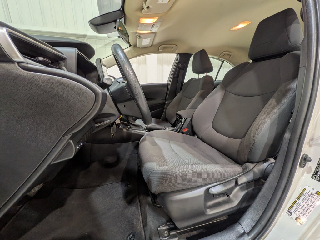 2020 Toyota Corolla L Manual White Val-David - photo #1