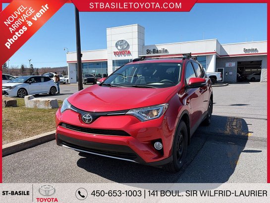 2017 Toyota RAV4 2017 Red