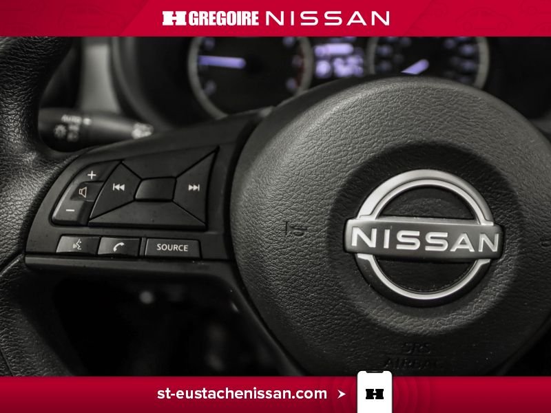 2024 Nissan Kicks White Laval - photo #16
