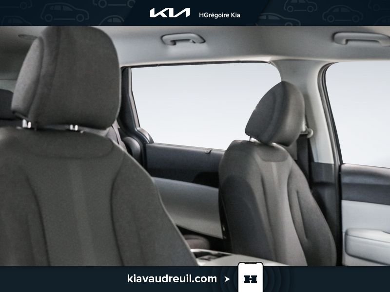 2022 Kia Carnival Grey Laval - photo #28